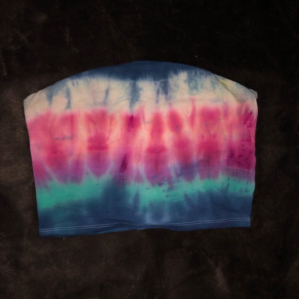 Tye dye tube top!